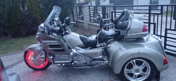 Honda Goldwing 1800 trajka, 2002 rok