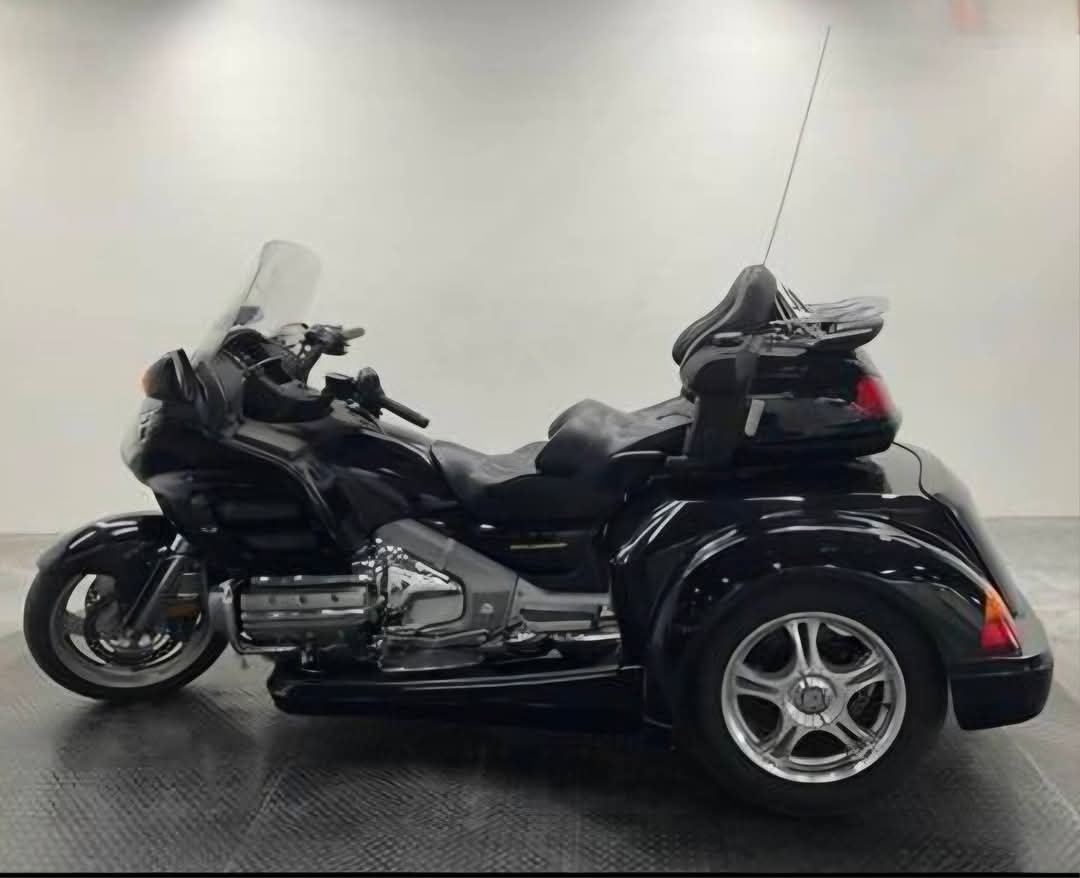 Honda Goldwing 1800, Trajka na kat.B, 2003 r./Dostępna