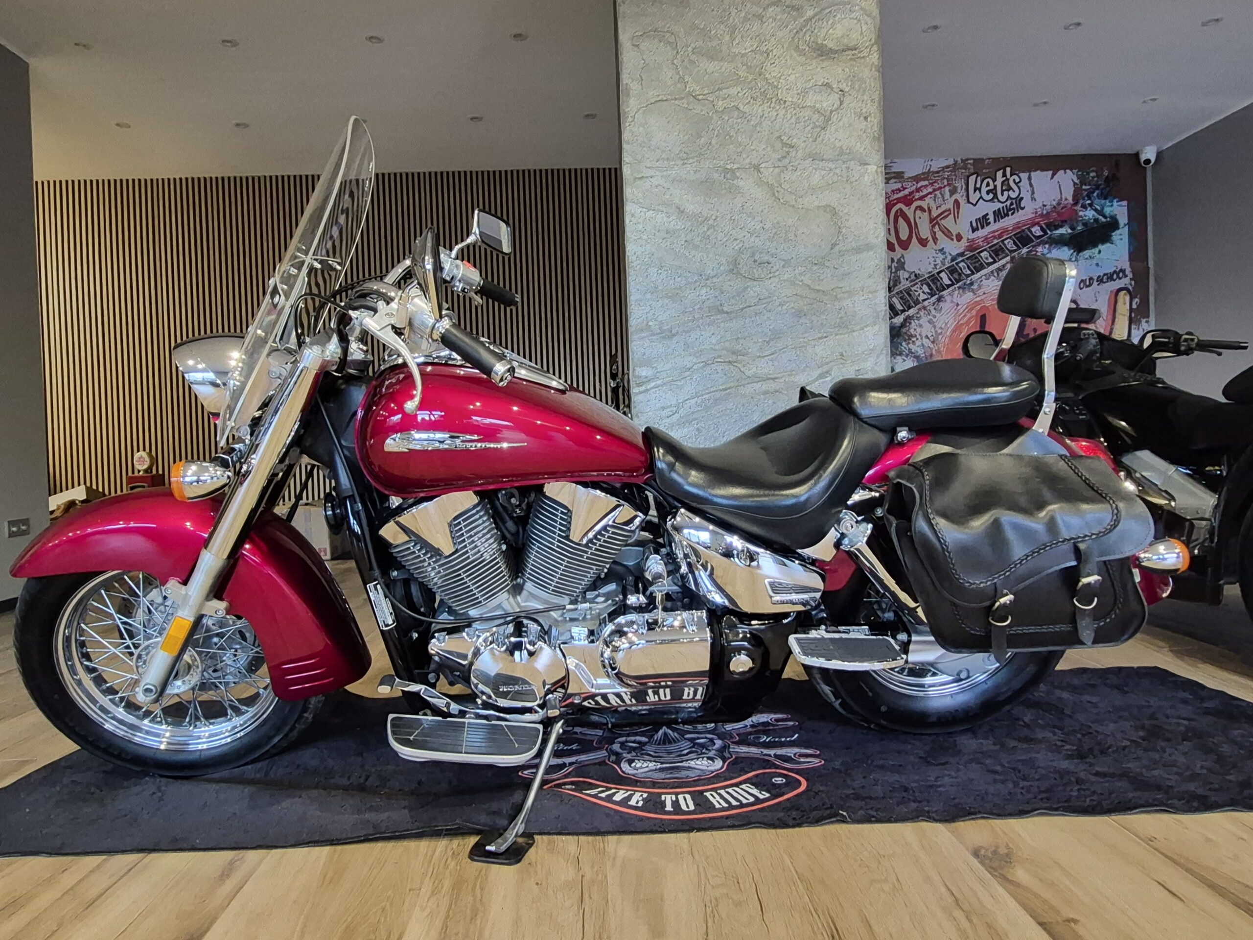 Honda VTX 1300 RS, 2003 r./Dostępna